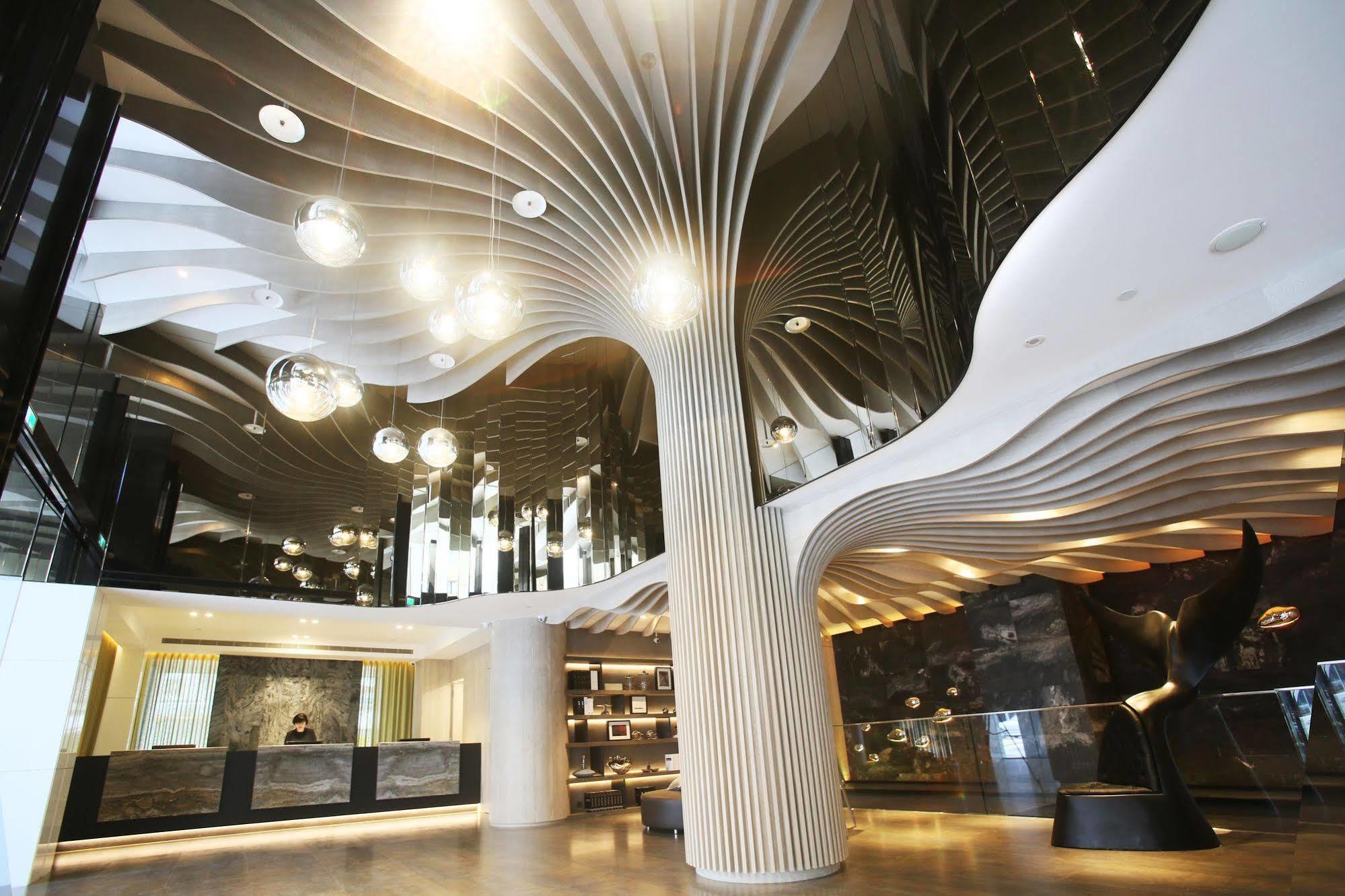 Starhaus Hotel Kaohsiung Extérieur photo