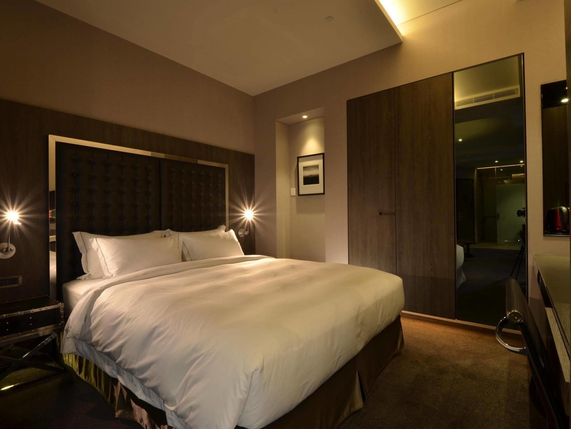 Starhaus Hotel Kaohsiung Extérieur photo